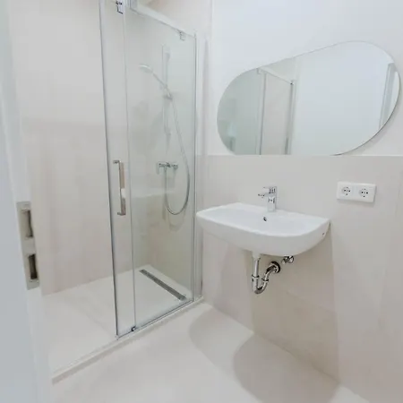 Prázdninový dům Staylight Penthouse Am Franzoesischen Garten - Fruehstueck - Altstadt - Parkplatz