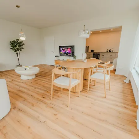Staylight Penthouse Am Franzoesischen Garten - Fruehstueck - Altstadt - Parkplatz Hébergement de vacances Celle