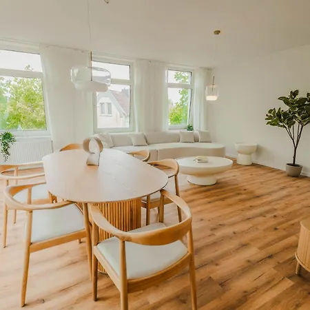 Staylight Penthouse Am Franzoesischen Garten - Fruehstueck - Altstadt - Parkplatz *