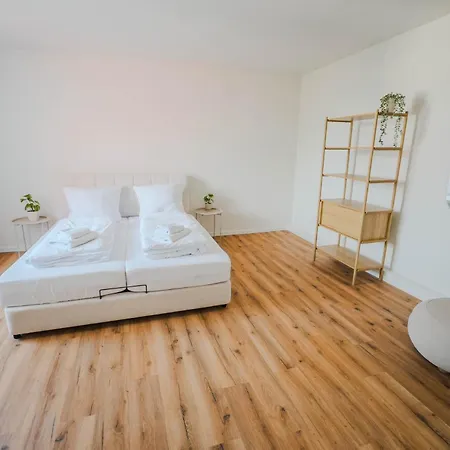 Staylight Penthouse Am Franzoesischen Garten - Fruehstueck - Altstadt - Parkplatz Hébergement de vacances Celle
